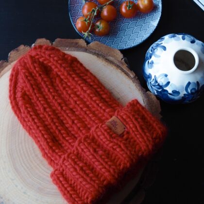 Czapka zimowa z wełny peruwiańskiej 100% – CZERWONA